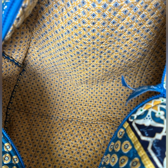 Vera Bradley EUC duffle travel Bag - Picture 5 of 10